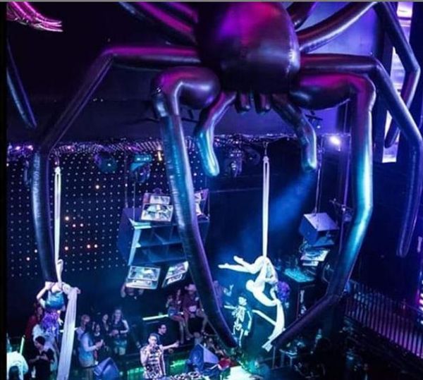 

giant horrific halloween black inflatable spider for building/roof halloween decoration