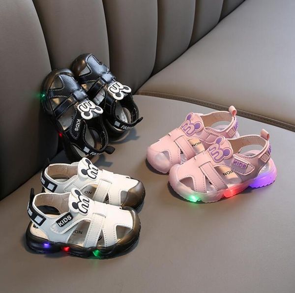

led with light girls boys brands summer sandals flash children soft sole beach sandals anti-slip cozy cute kids sport shoes, Black;red