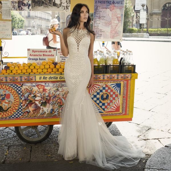 

fashion mermaid lace wedding dresses sheer jewel neck appliqued bridal gowns sweep train trumpet tulle plus size robe de mariÃ©e, White