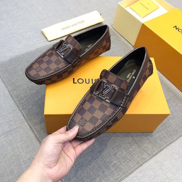 

18ss 2020 дизайнеры бренда итальянские горячие мужчины кисточкой остроконечные мужчины формальная обувь удобные мокасины мужской свадьба пло, Black