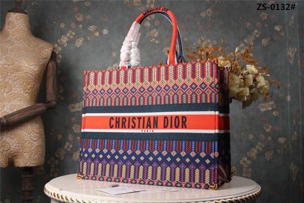

Women 039 handbag 2019 new retro unique per onality de ign make people 039 eye bright material i al o the a urance