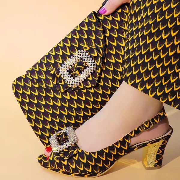 

Most popular black women pumps with crystal style african yellow printed wax pattern dress shoes match handbag set V242-2,heel 7CM