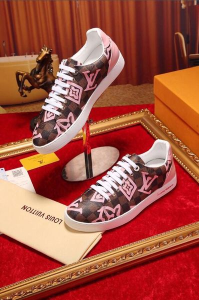 

2019 men's and women's fashion casual slippers boys and girlsflowered printed flowered sandals men's and women's general outdoor beach #959