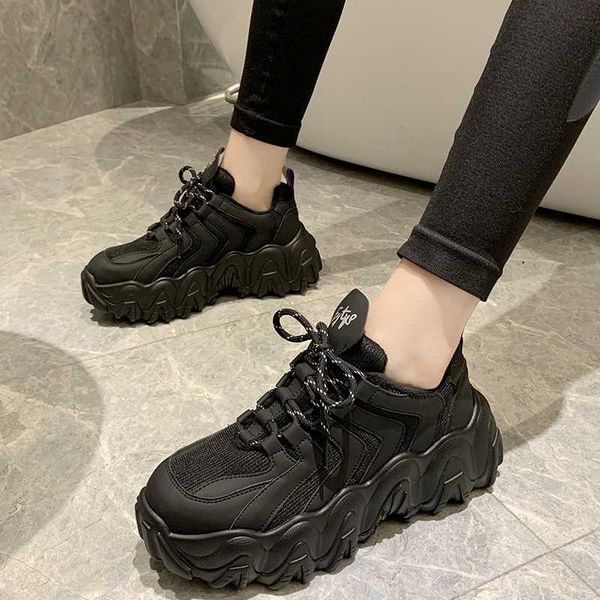 

2020 autumn new high-end women shoes thick-soled sponge cake black old shoes slim casual sports women sneakers t661