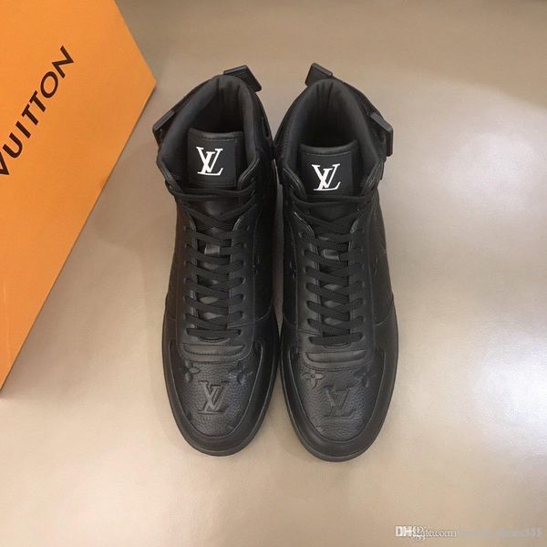 

size 38-44 with original box low-flat-bottom rivoli sneakers, brand-name shoes, r design, fashion comfortable trend