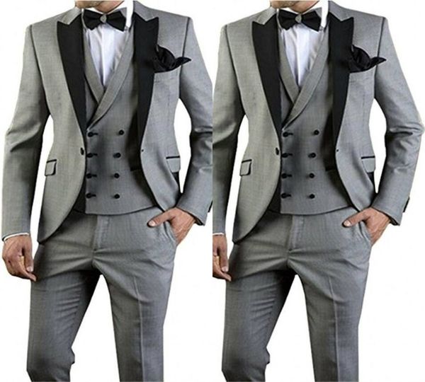 Smoking da sposa grigio chiaro popolari Smoking da sposo con risvolto a punta nera con un bottone Eccellente abito da uomo Groomsman Wear (giacca + pantaloni + cravatta + gilet)