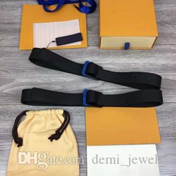 

mens woman belts fashion smooth buckle belt highly quality come with gift box and handbag, Black;brown