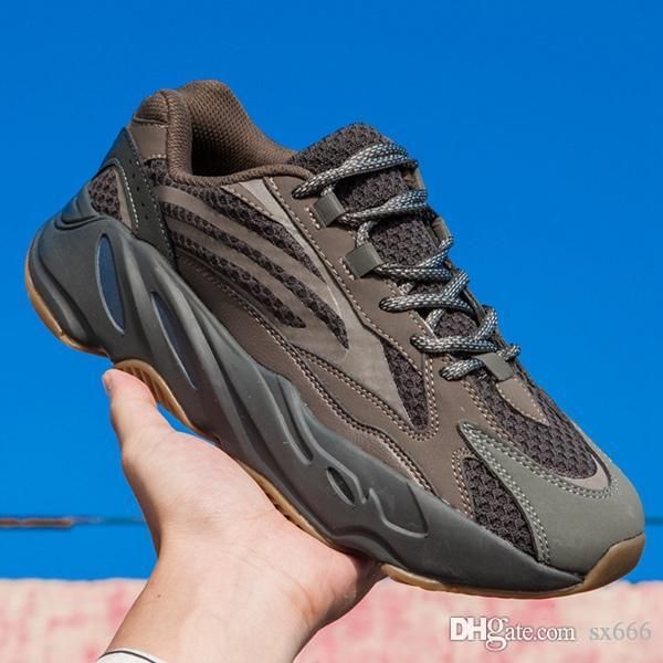 

2020 designer luxury style mens casual platform breathable shoe man sports shoes sneaker triple fashion shoes casual trend shoe, Black