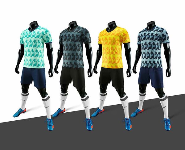 

дешевые 2019 мужчин обучение футбол наборы с шорты одежда обратимые трикотажные изделия футбола для этого дома и прочь смотреть комплекты сп, Black;red