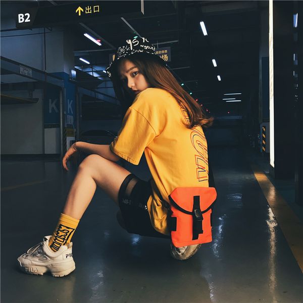 

2019 latest style khaki orange men's nylon material fashion casual messenger bag wallet travel bag