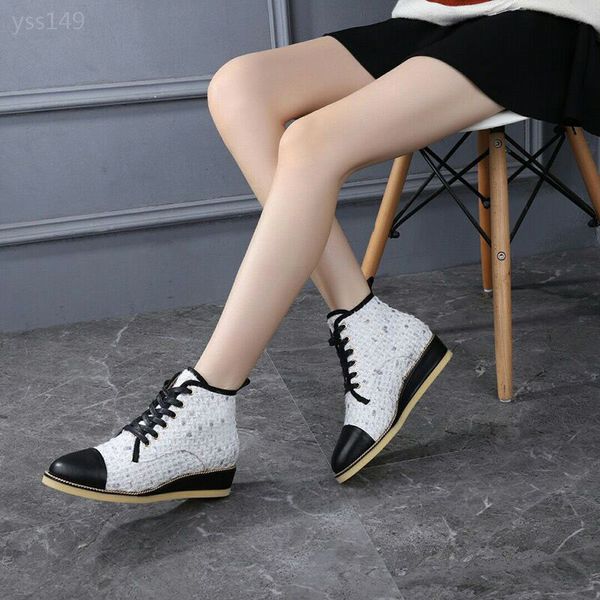 

european station 19 autumn and winter new leather high-luxury color matching tendon flat martin boots women leather lace-up boots, Black