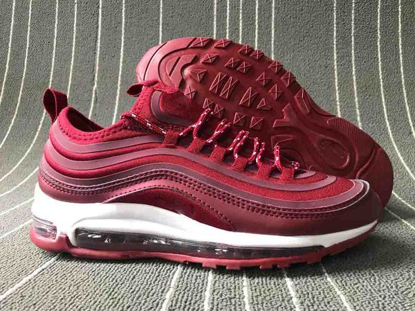 

Спортивные кроссовки на подушке 2019 Спортивная дизайнерская повседневная обувь С