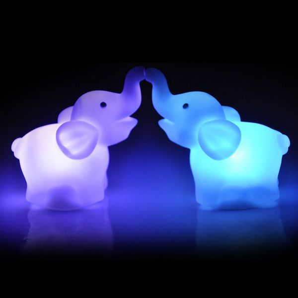 2 pz/lotto elefante che cambia colore lampada della luce notturna a LED decorazione della festa nuziale forniture artigianato creativo giardino fatato