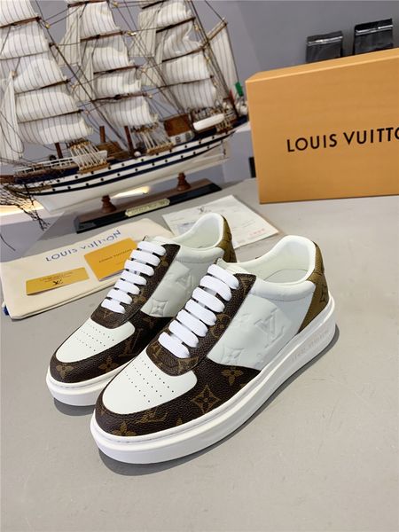 

2020 new gb3 high-quality women's casual sports shoes leather shoes couple models, fashionable wild flat shoes, box number 35-45