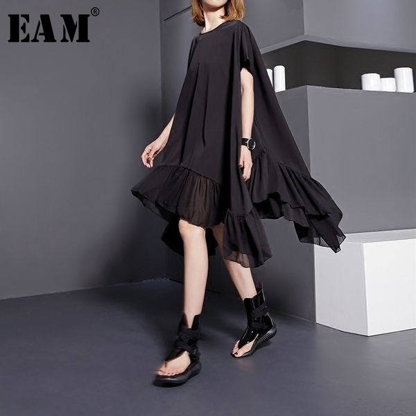 

eam] 2020 new spring summerround neck short sleeve solid color black split joint loose big size dress women fashion tide 446, White;black