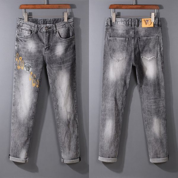 

2020 mens distressed ripped biker jeans slim fit motorcycle biker denim for fashion designer hip hop men s luxury designer denim jeans, Blue