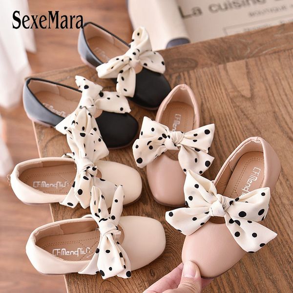 

2020 new girls sandals kids leather shoes baby children bowtie leisure sneakers girls princess dance shoes dot ribbon d01152 y200619, Black;red