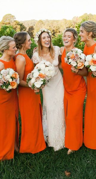 Bezauberndes orangefarbenes Chiffon-Brautjungfernkleid, günstiges, seitlich geschlitztes Juwel, Kleid der Trauzeugin, Hochzeitskleid für Gäste, formelle Partykleider, günstig