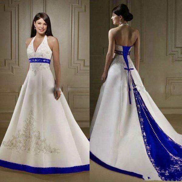 

2020 Sexy суд поезд слоновой кости и Royal Blue линия Свадебные платья Холтер шеи открытой спиной Узелок сшитое вышивки Свадебные платья