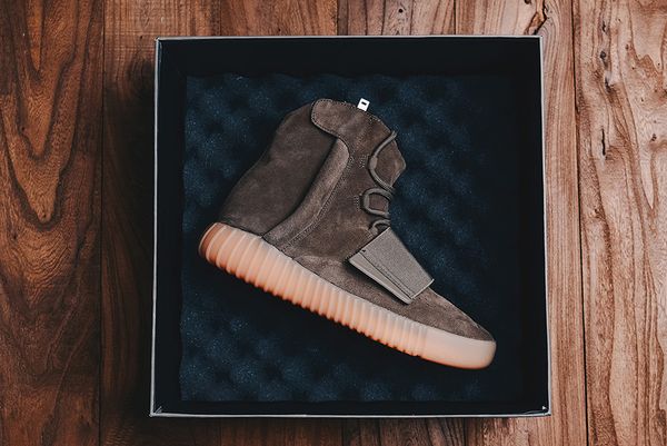 

2019 desert boot designer kanye 750 martin boots fashion luxury basketball shoes star men brand booties sneakers mens outdoor trainers