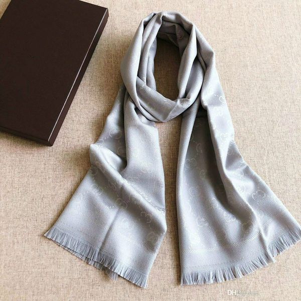 

2020 thousands of birds imitation cashmere scarves, female lovers spring korean version of black gray double-sided plaid fashion shawl