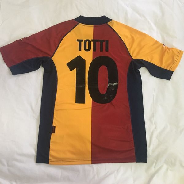 

2001/02 retro romas soccer jersey totti 10 batistuta 18 home 2000/01 away tommasi futbol shirts candela montella class romes thai shirt qual, Black;yellow