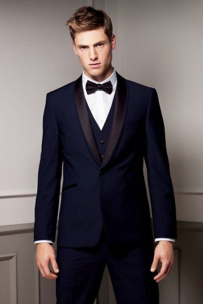 Klasik Koyu Lacivert Erkekler Suit Damat smokin Polyester Düğün Grooms Üç adet (jaket + Yelek + Pantolon) Resmi Durum Balo Suit Wear