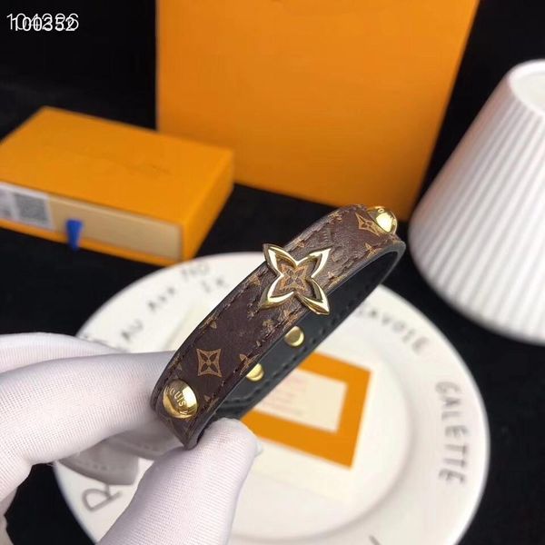 

2020luxury designer jewelry women bangles cuff bracelet fashion leather bracelet brand women bangles, Golden;silver