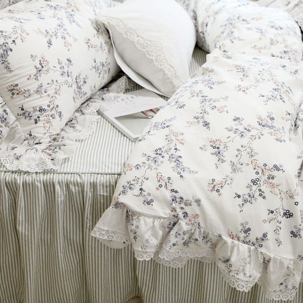 New Garden Pastoral Bedding Set European Embroidery Ruffle Lace