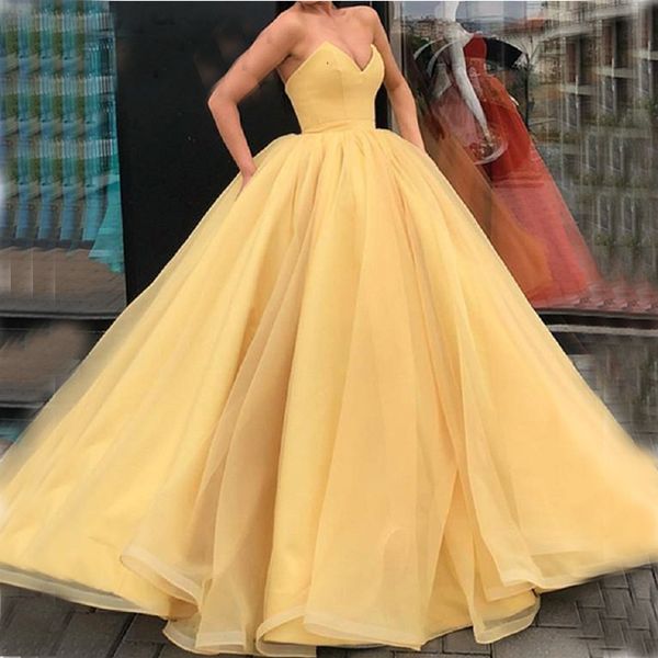 Simples Amarelo Sweatch Ball Swewn Sweetheart Quinceanera Vestidos Party Vestido Ocasião Especial Doce 16 Vestido Longo QC1500