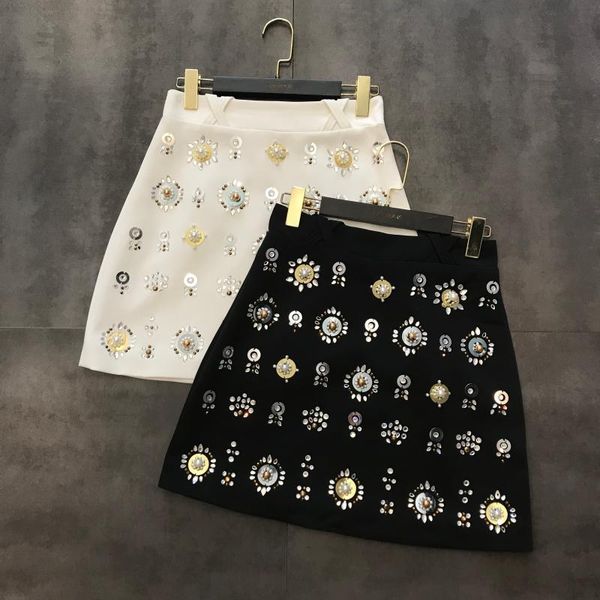 

2020 summer new black fashion runway designer women stunning strass beading rhinestone short mini skirt flowers a-line skirt