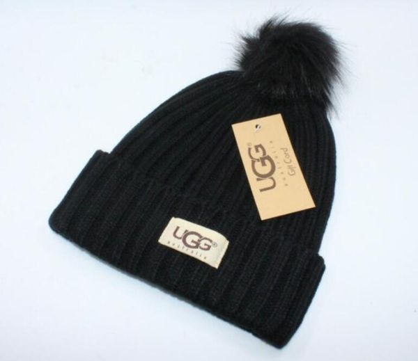 

2020 мужчины зимы женщин beanie мужчин шляпа случайные трикотажные шапки шляпы мужские спортивные крышки черный серый белый желтый качества, Blue;gray