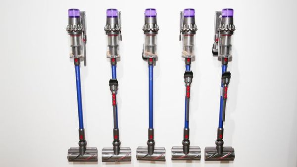 

Original dy on v11 vacuum automatically change it uction power v11 cleanner