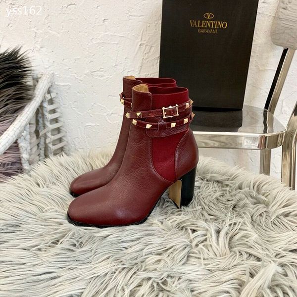

british style 2019 autumn new thick heel rivet leather high heel women boots fashion short boots vintage calfskin booties martin boots, Black