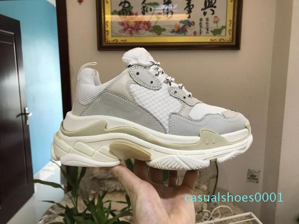 

2020 designer paris 17fw triple s sneakers for men women black red white green pink casual dad shoes tn tennis increasing luxury shoe ay17