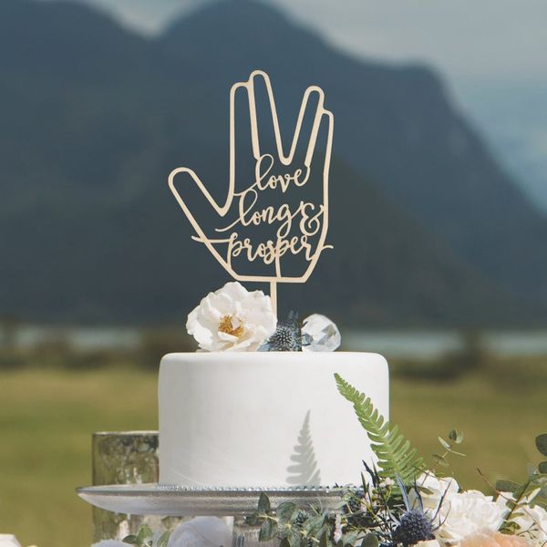 

star trek inspired cake er, wedding cake er, star trek inspired wedding decorations and decorlove long and prosper