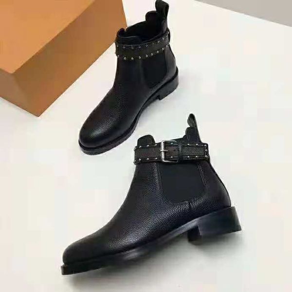 

2018 новые моды, средние ботинки трубки, ботинки дам, лидирующие дизайнеры, вся кожаная удобная повседневная обувь, ботинки высокой пятки за, Black