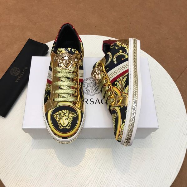 

classic style luxury men's casual shoes fashion brand men's shoes three platforms classic retro medusa pattern golden laces show n, Black