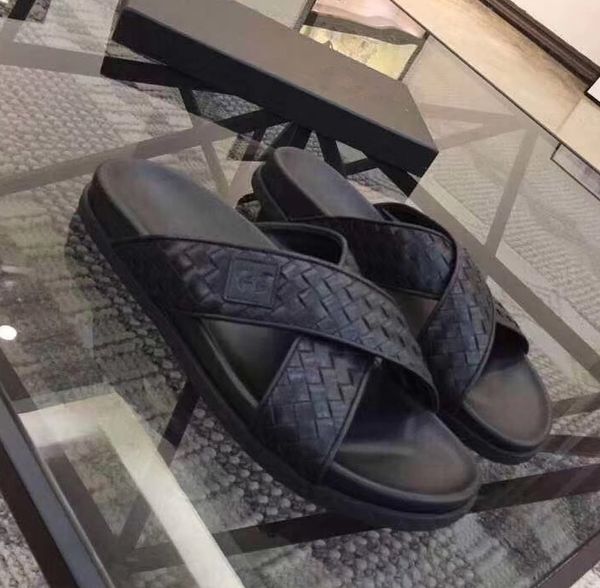 

2019 new arrival hand-woven cowhide flip flops mens sandals perennial large size sandals black flat mens shoes