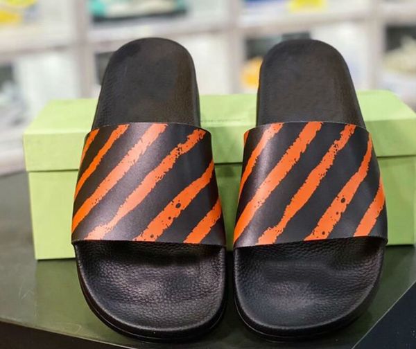 

2020 designer luxury men and women sandals, comfortable leather slippers, beach household zebra line slippers, Black