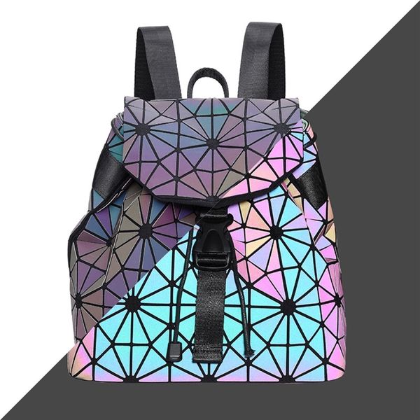 

лючия женщин сумки messenger роскошные лазерная клатч кожаный рюкзак известный дизайнер марки высокое качество доллар цена 2020 #752