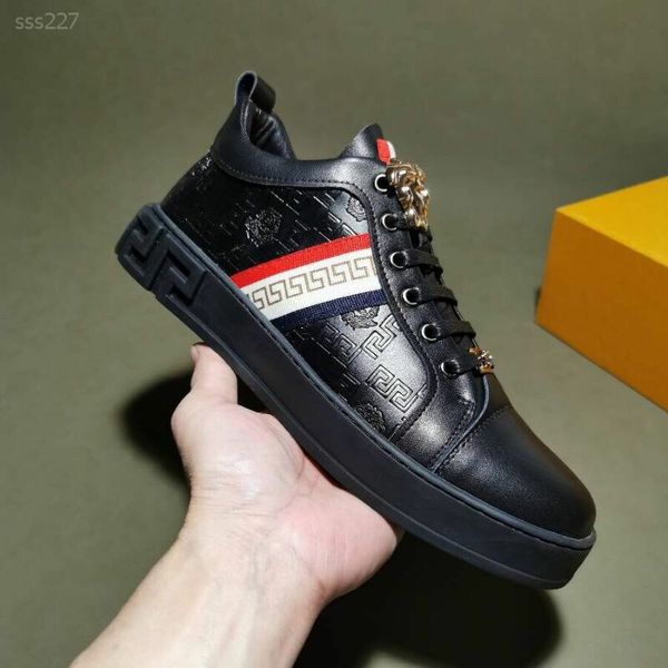 

europe station 2020 handsome leather breathable men's shoes small white shoes youth casual board shoe korean single shoes tide, Black