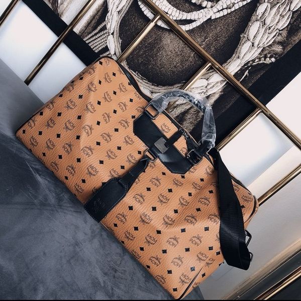 

brand duffel bags classic men women outdoor luxury shoulder bags large capacity design travel pack luxury handbags zx b102679k