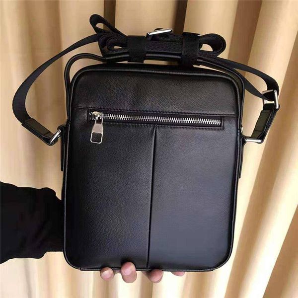 

luxury designer bag genuine leather classic men's briefcase fashion versatile shoulder bag atmospheric classic tote bag