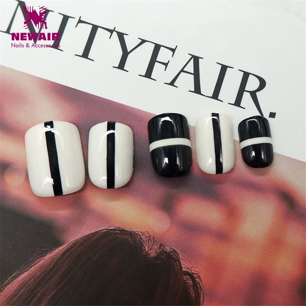 

24pcs short false nails with designs full cover pre-glue white black fake nail tips abs manicure women nail art, Red;gold