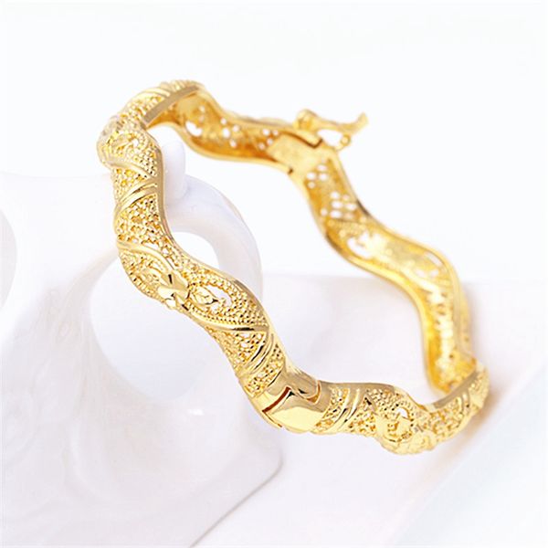 

wave shaped unique style womens bangle 18k yellow gold filled solid lady bracelet gift, Black