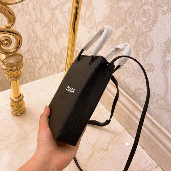 

ts letter printed oil wax phone crossbody bag mens womens shoulder fashion bag black white street fashion handbags purses tsysbb460