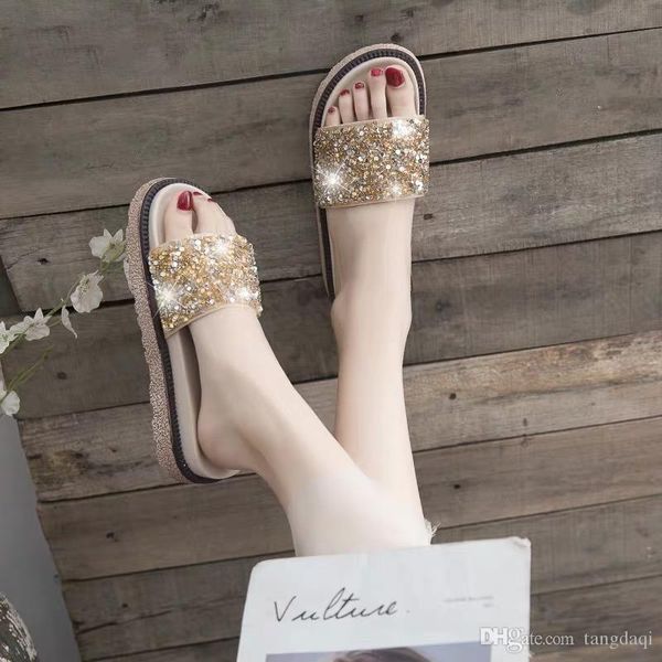 

2019 new cool drag girl summer outside wearing fashion high heels thick bottom net red word drag beach shoes seaside slippers, Black