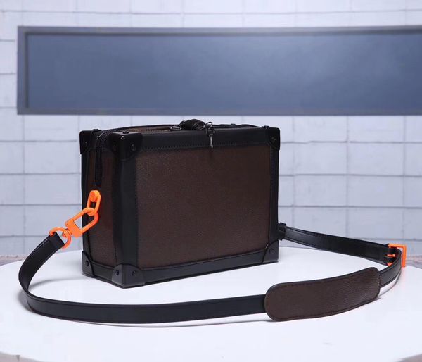

wholesale new leather small box bag female camera bag new metal chain decoration shoulder messenger bag makeup box
