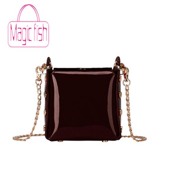 

magic fish 2019 new arrival women shoulder bag mini chain fashion female bag ins rivet crossbody retro texture girl messenger